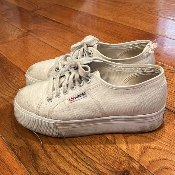 White platform supergas - Picture 3 of 5